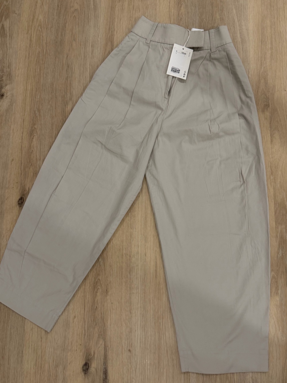 (NWT) COS PLEATED BARREL-LEG CHINOS Beige - Picture 12 of 14